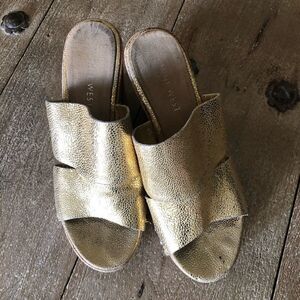Nine West gold cork wedges slip on sandals 51/2